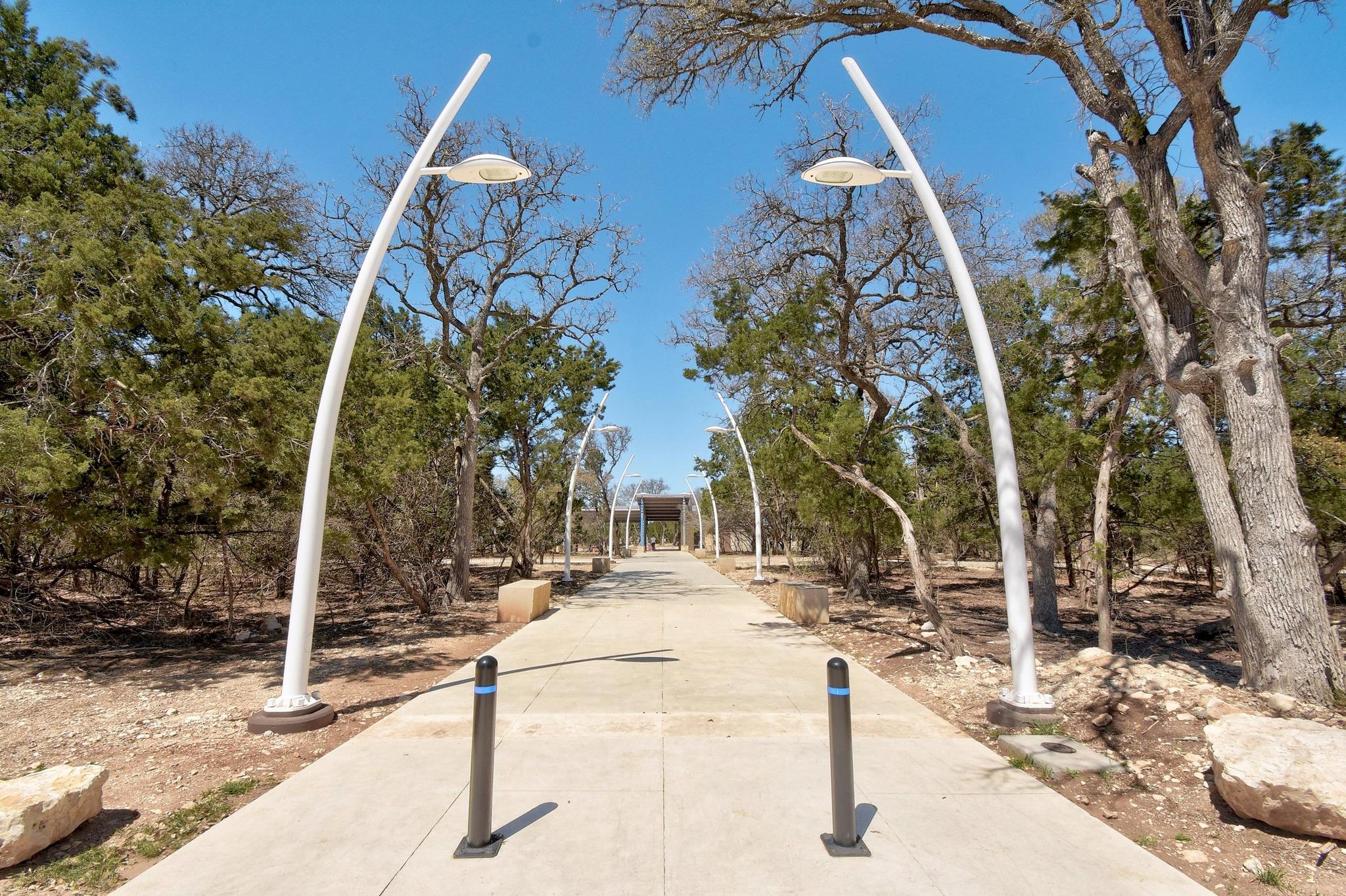 2417 Maxwell Dr, Leander, TX 78641