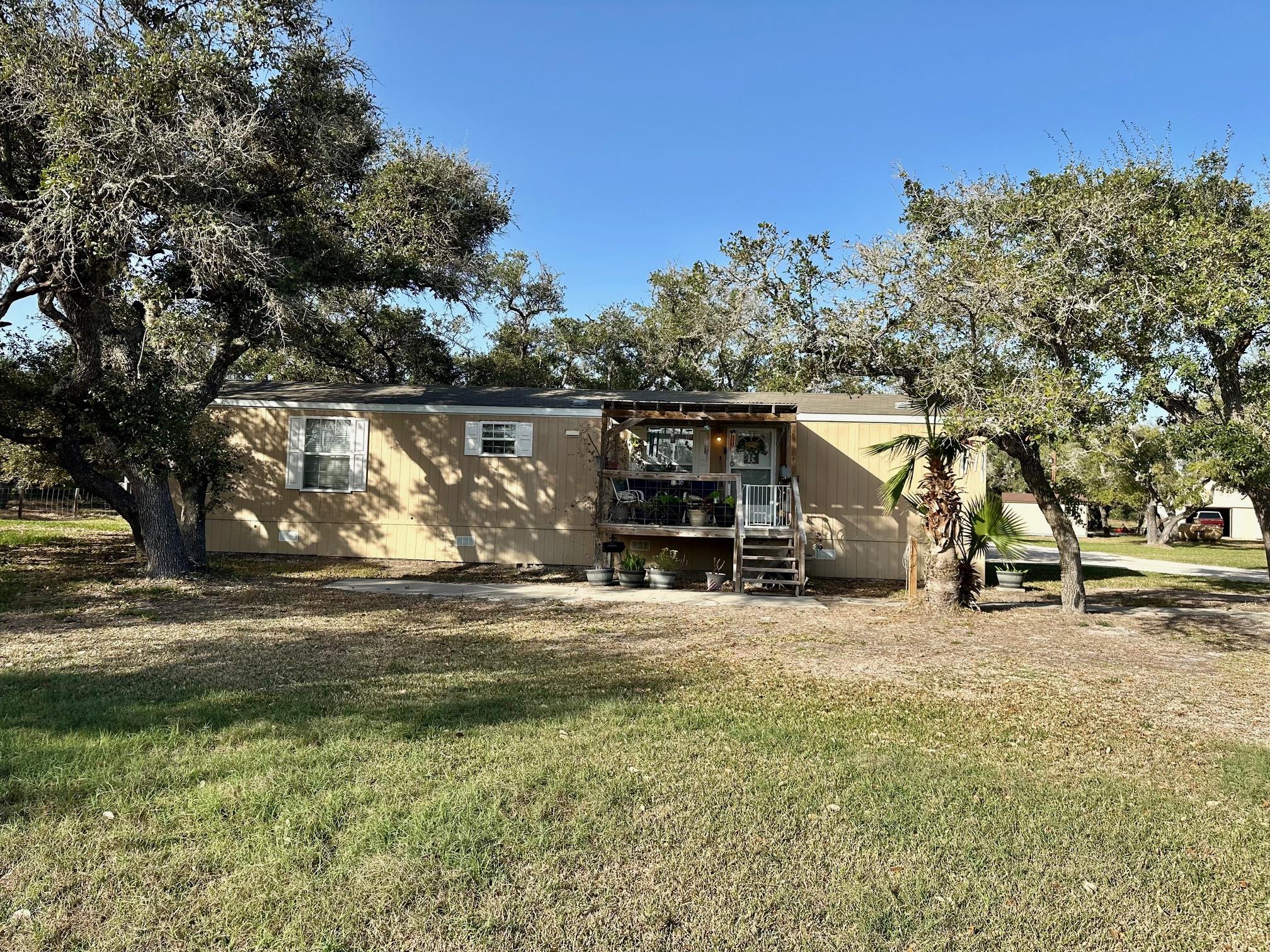 1522-1524 Sixteenth St, Rockport, TX 78382