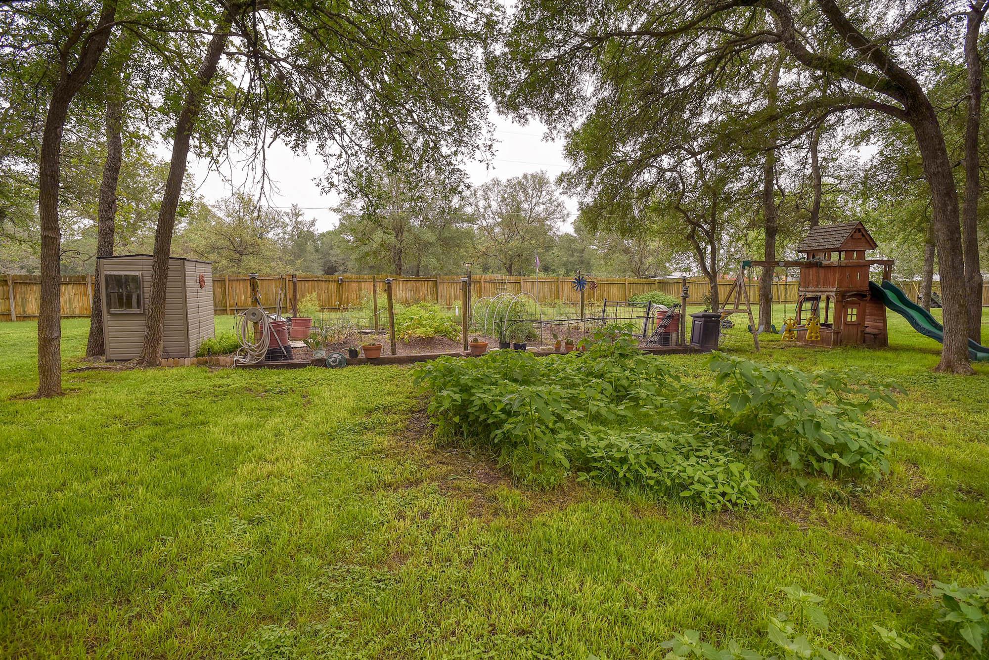 147 Spring Mdw, Bastrop, TX 78602