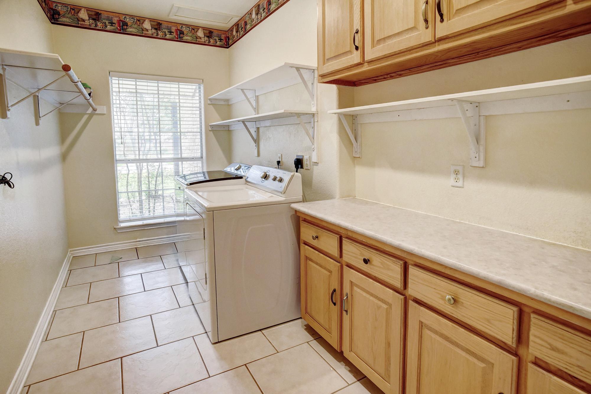 147 Spring Mdw, Bastrop, TX 78602