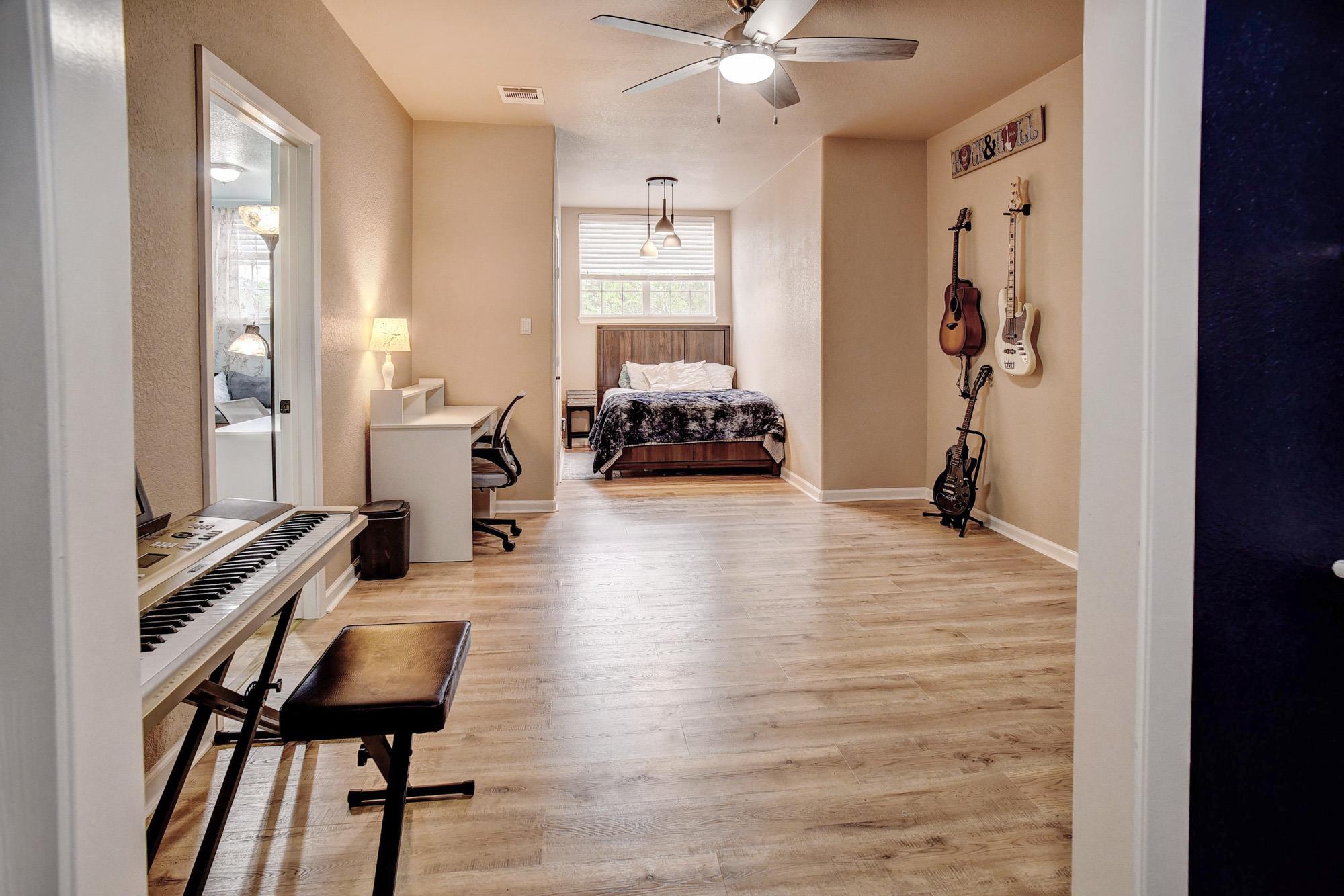 147 Spring Mdw, Bastrop, TX 78602