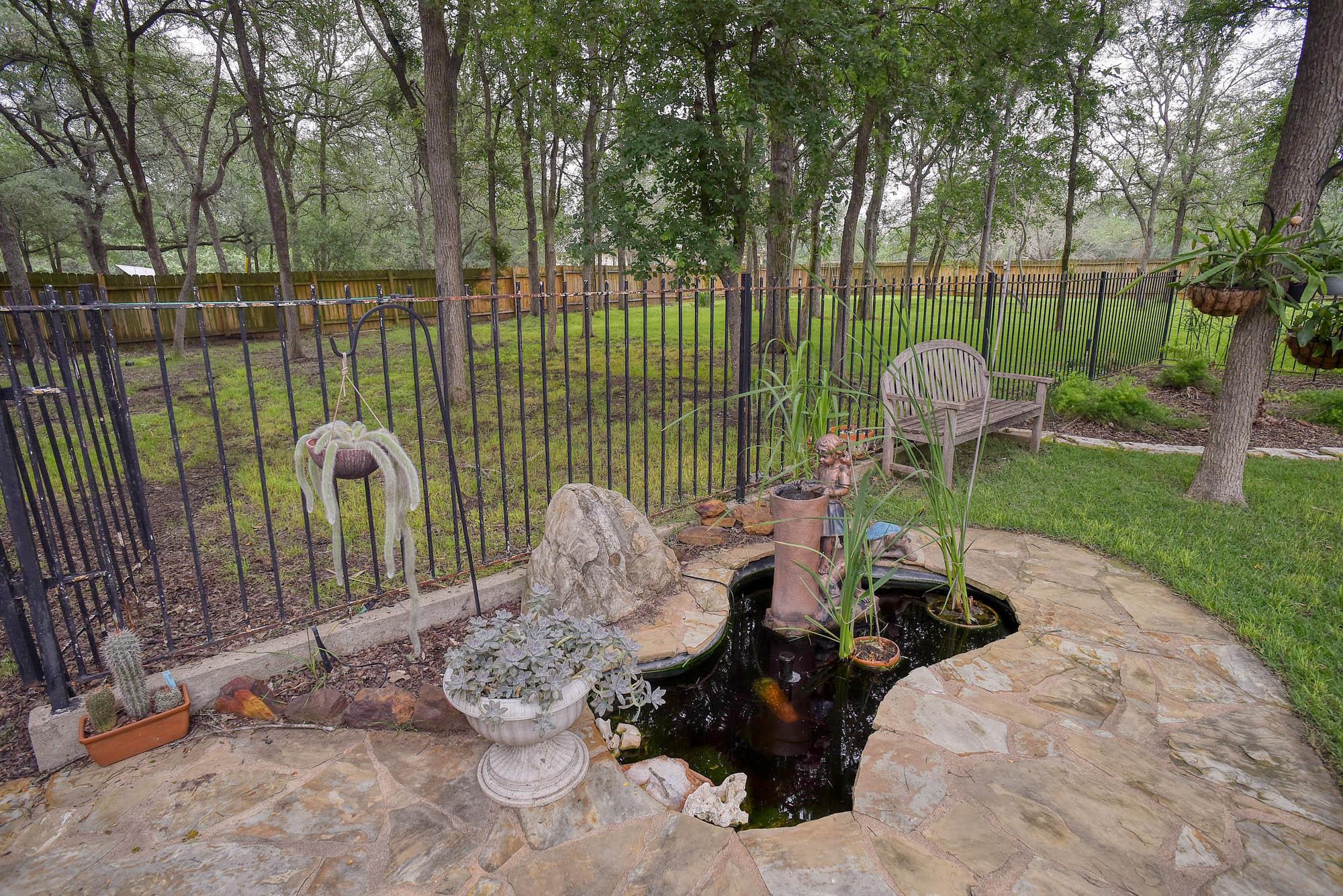147 Spring Mdw, Bastrop, TX 78602
