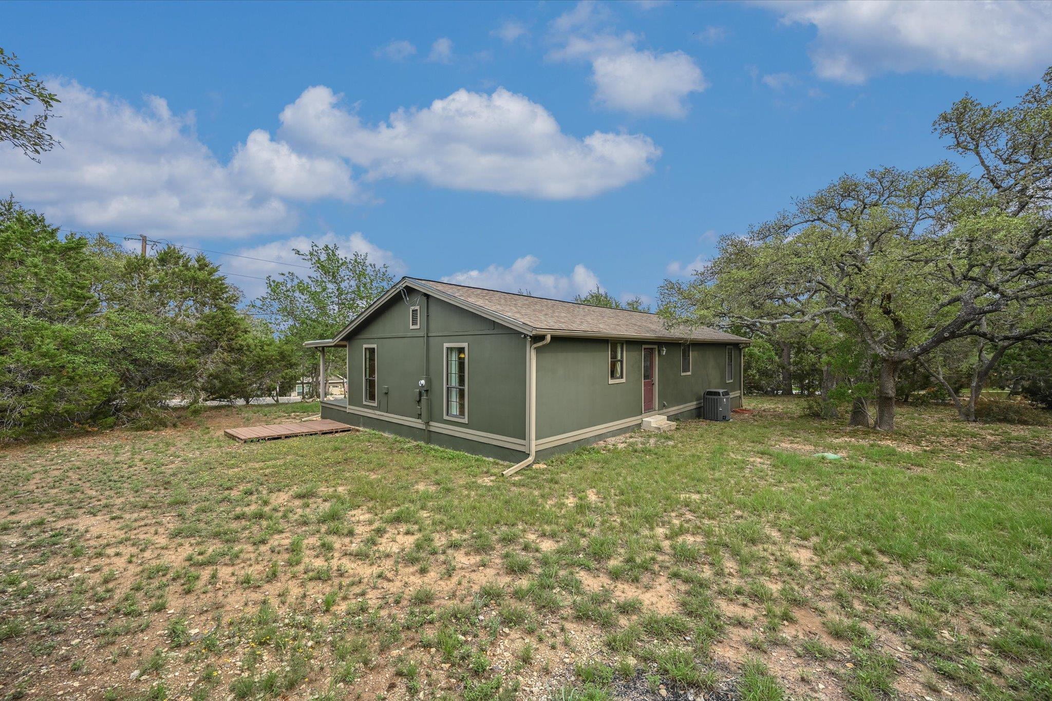 660 Possum Tree, Fischer, TX 78623