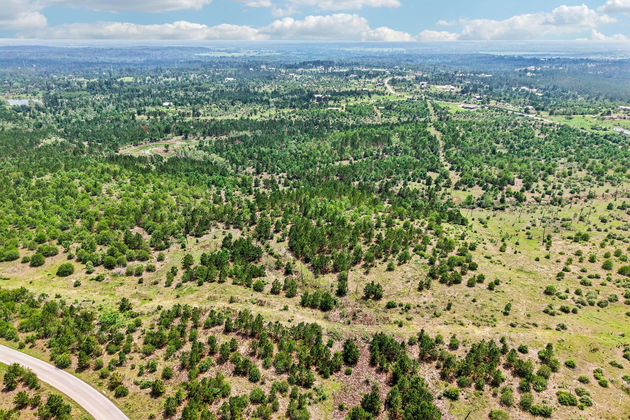 1213 Park Road 1C, Smithville, TX 78957