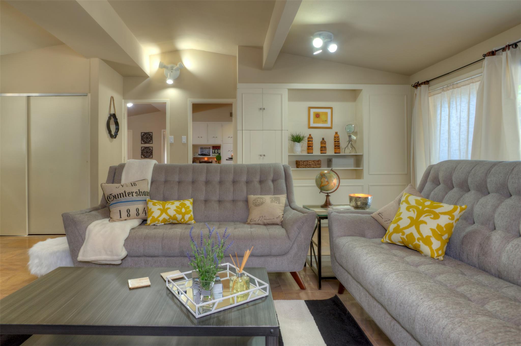 2400 Jarratt Ave # B, Austin, TX 78703