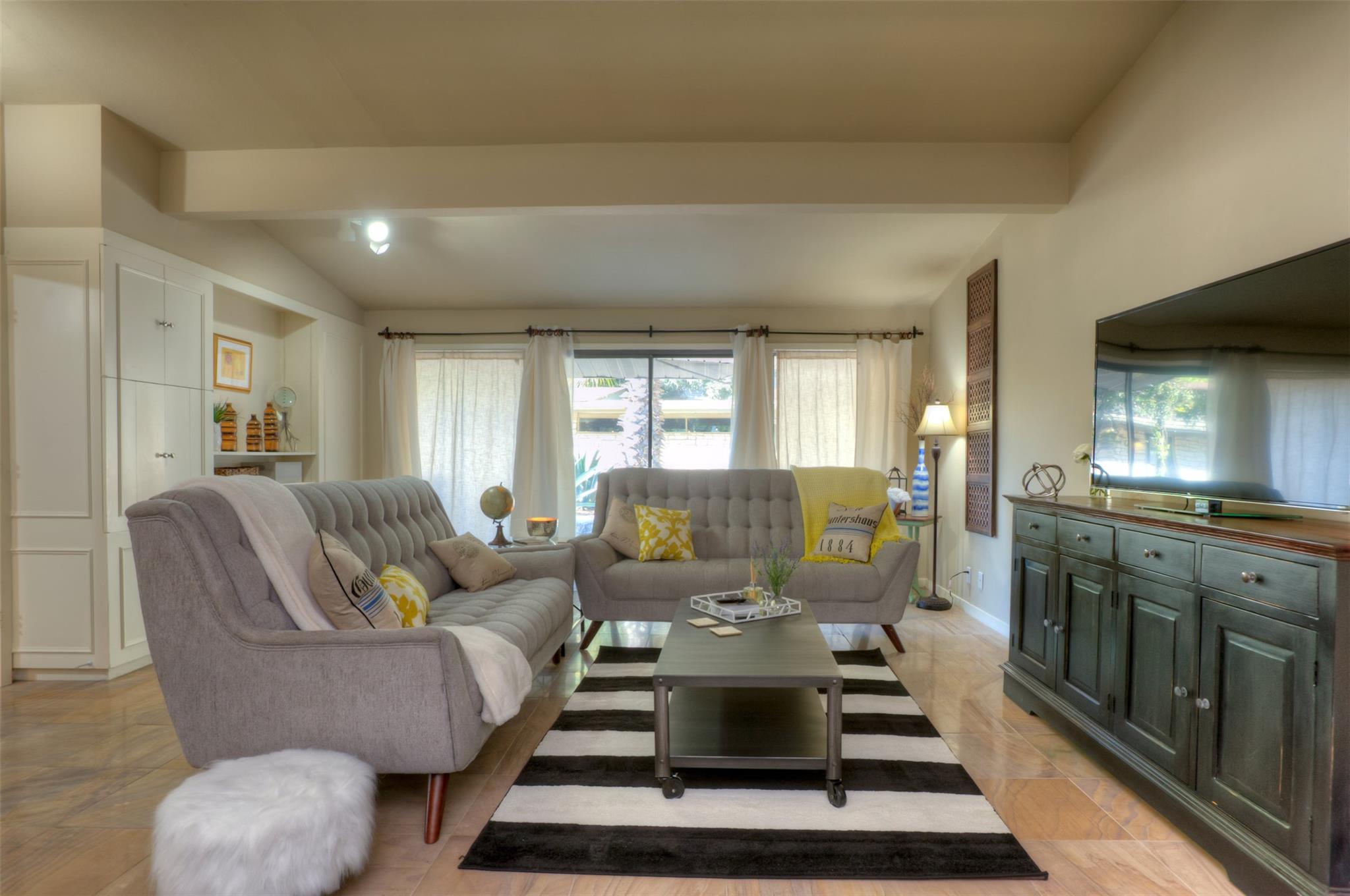 2400 Jarratt Ave # B, Austin, TX 78703
