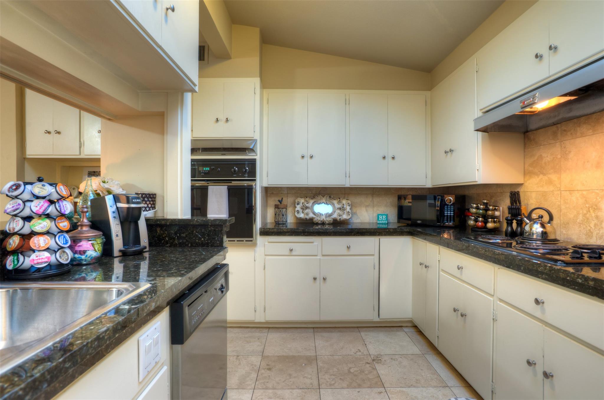 2400 Jarratt Ave # B, Austin, TX 78703