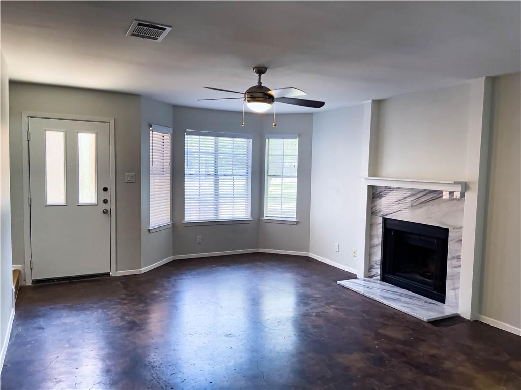 2102 Kenneth Ave # A, Austin, TX 78741