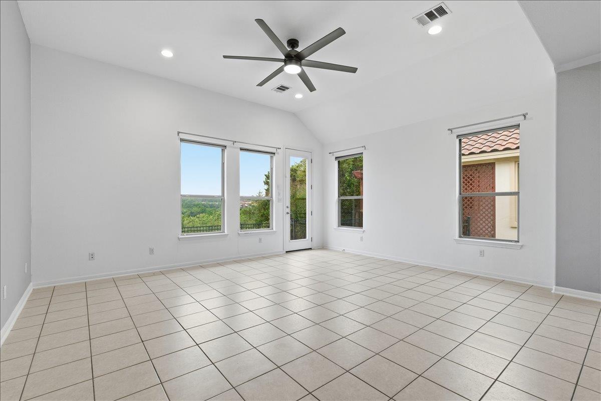 12221 Fairway Cv, Austin, TX 78732