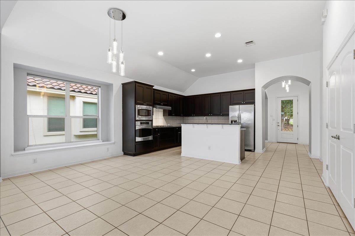 12221 Fairway Cv, Austin, TX 78732
