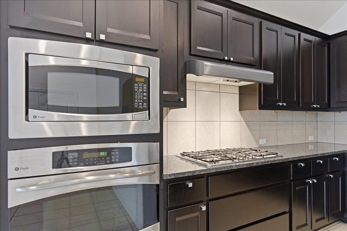 12221 Fairway Cv, Austin, TX 78732