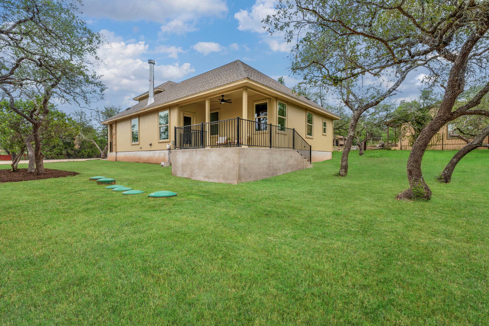 112 Twin Creek Cir, Dripping Springs, TX 78620