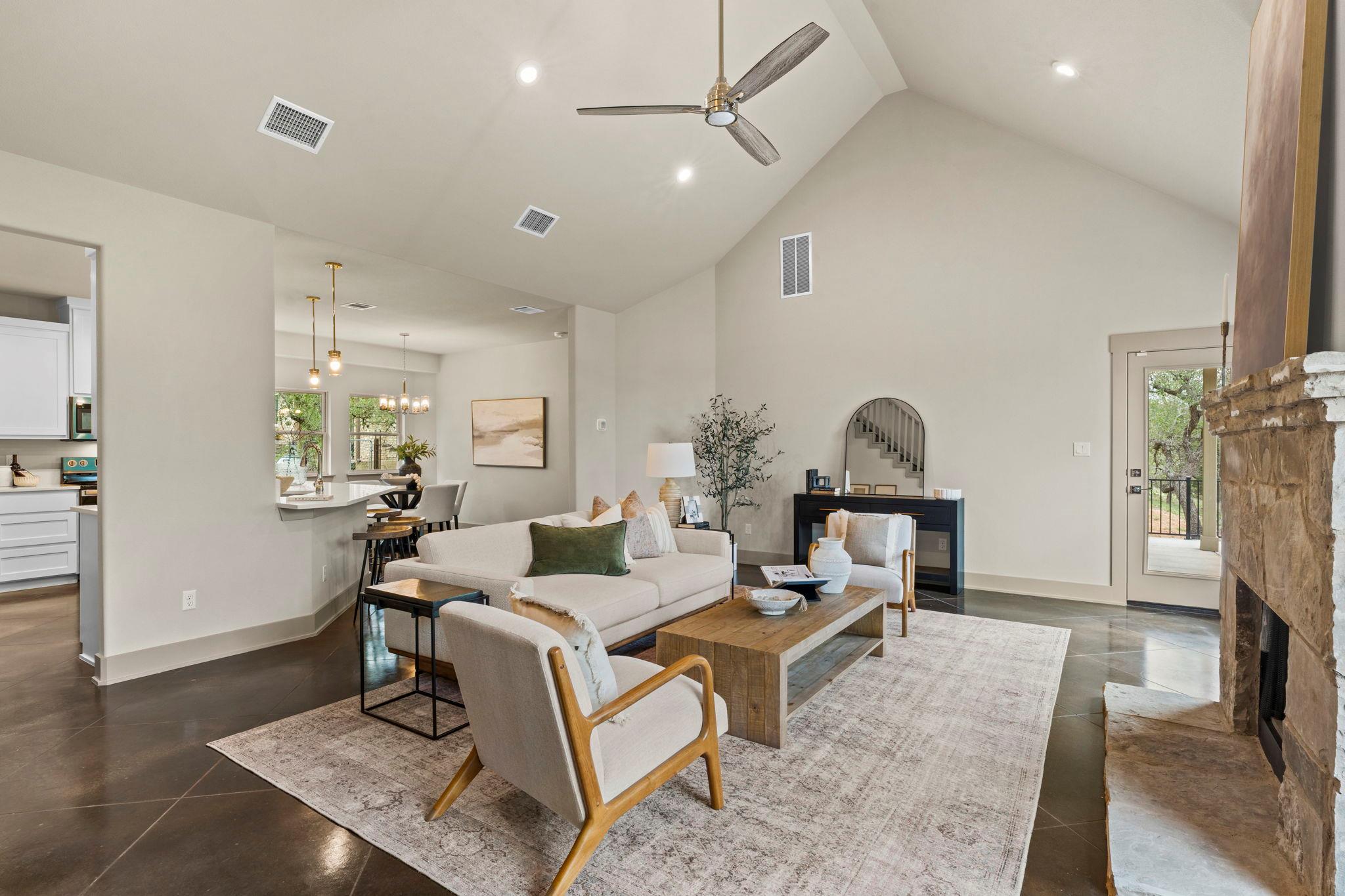 112 Twin Creek Cir, Dripping Springs, TX 78620