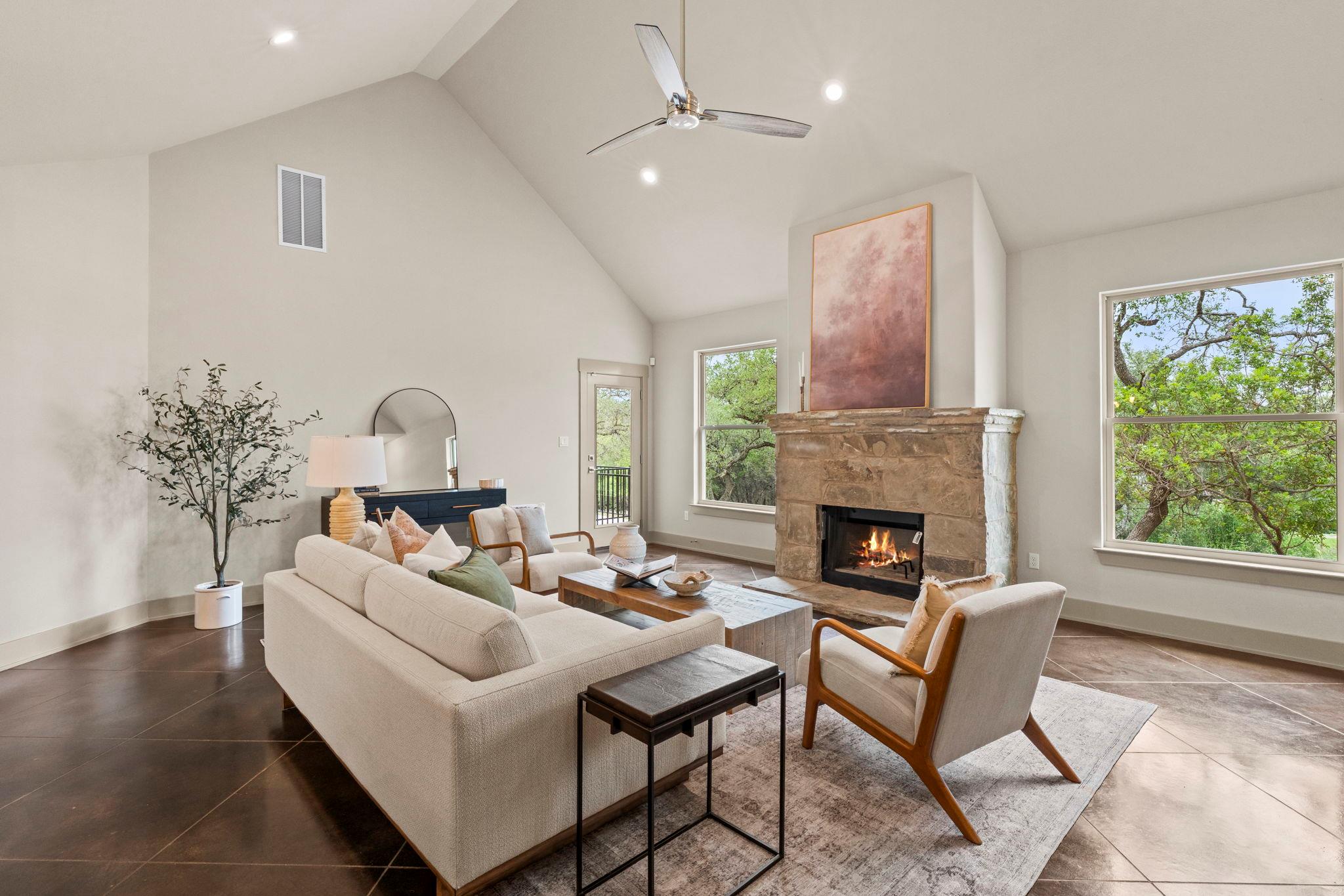 112 Twin Creek Cir, Dripping Springs, TX 78620