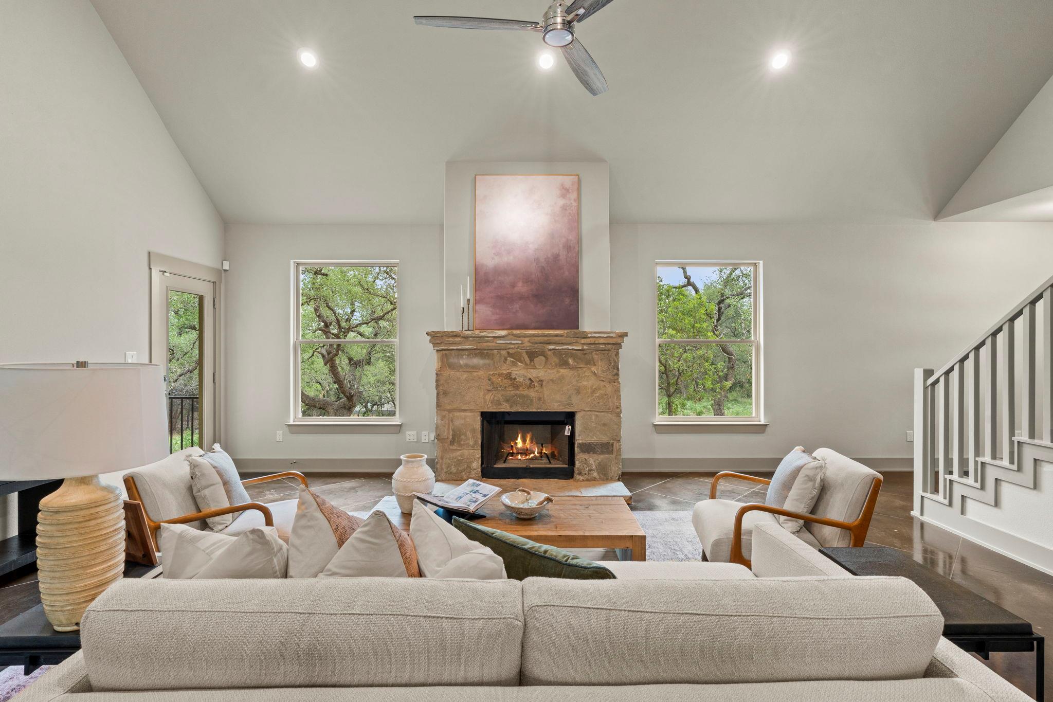 112 Twin Creek Cir, Dripping Springs, TX 78620