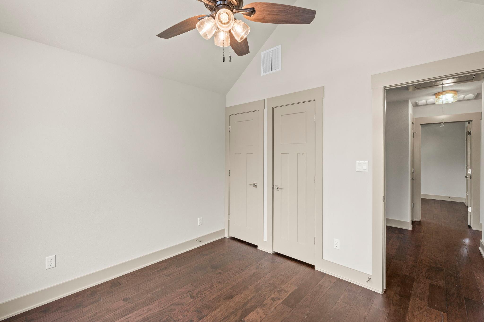 112 Twin Creek Cir, Dripping Springs, TX 78620