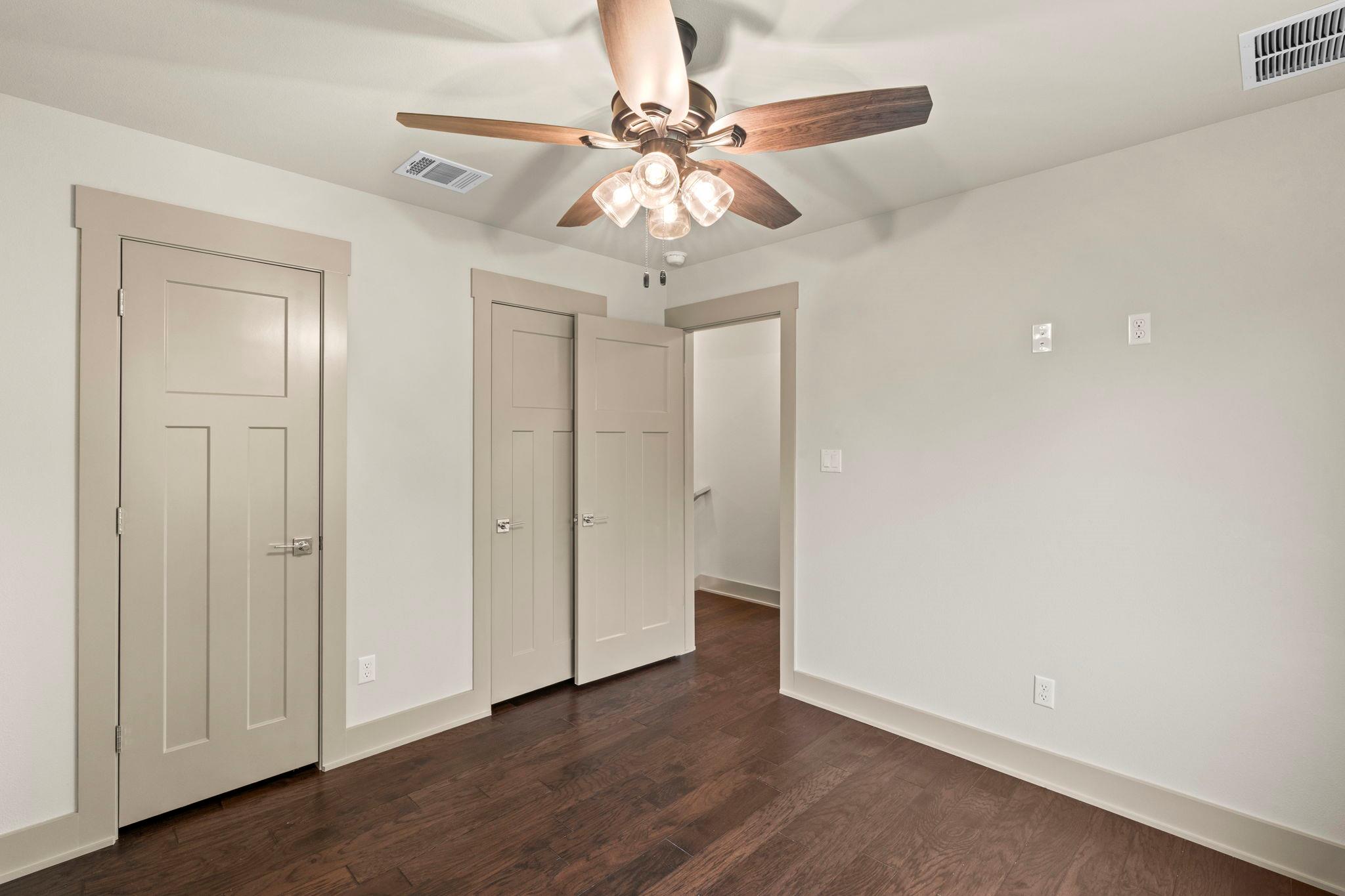 112 Twin Creek Cir, Dripping Springs, TX 78620