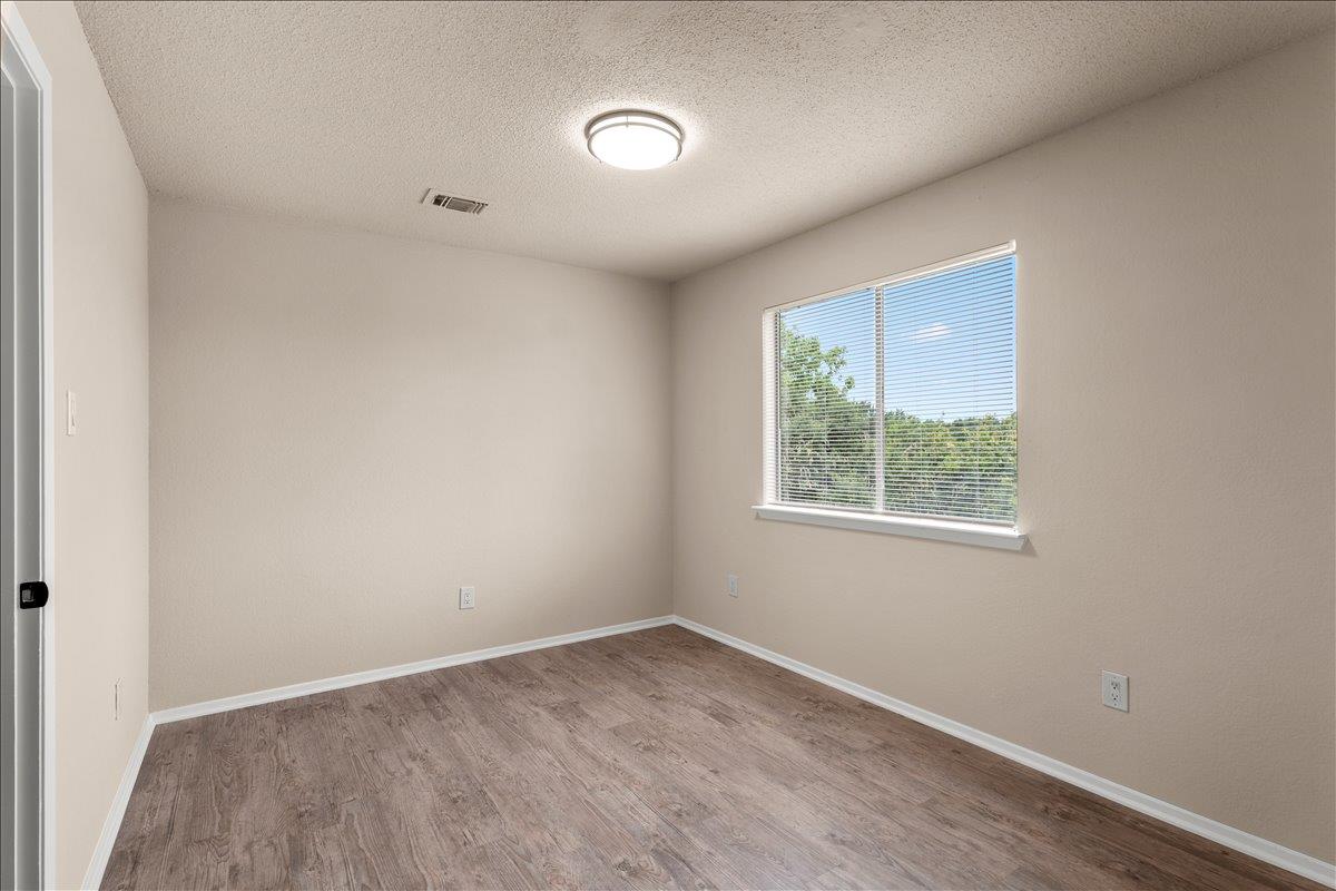 16900 Village Oak Loop, Austin, TX 78717
