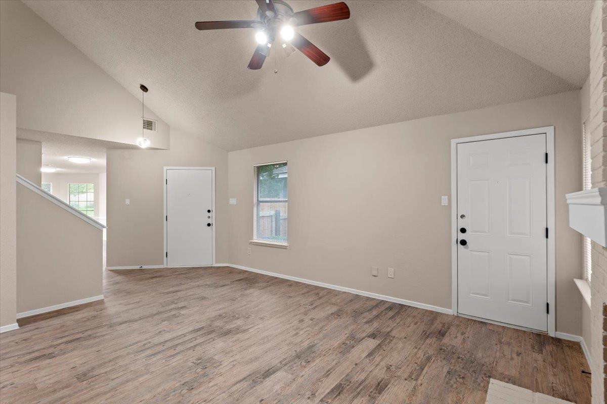 16900 Village Oak Loop, Austin, TX 78717