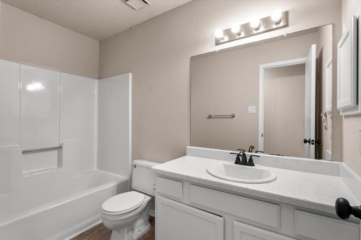 16900 Village Oak Loop, Austin, TX 78717
