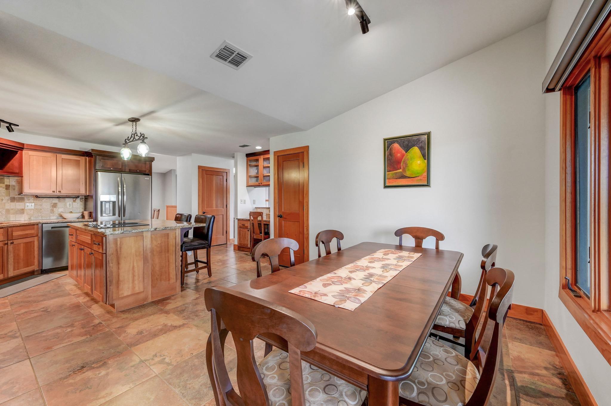 307 Mesa Dr, Wimberley, TX 78676