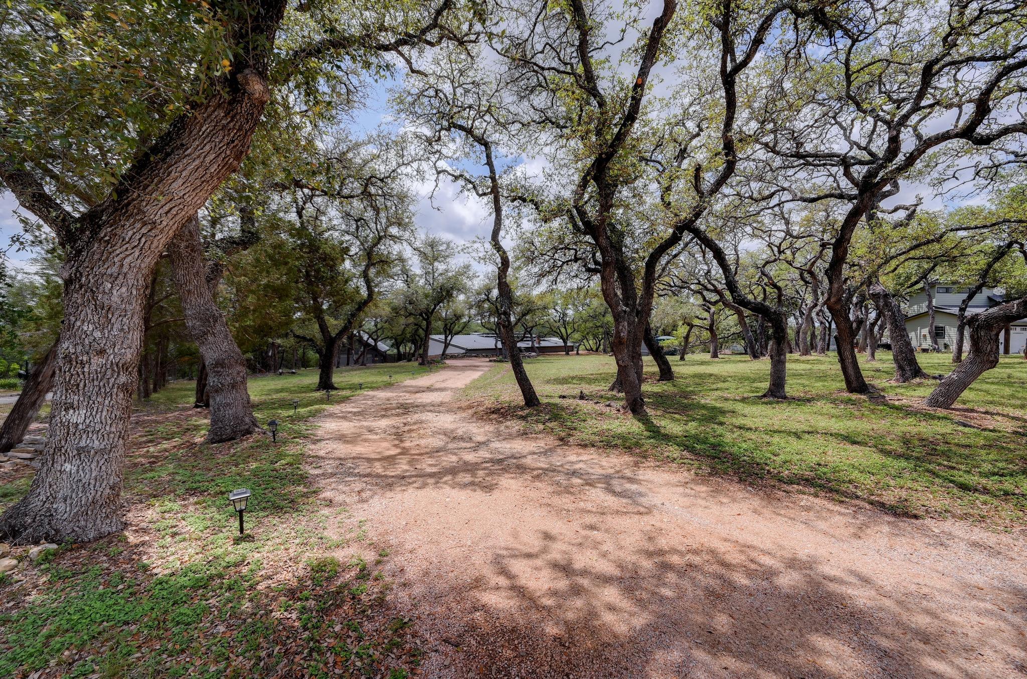 307 Mesa Dr, Wimberley, TX 78676