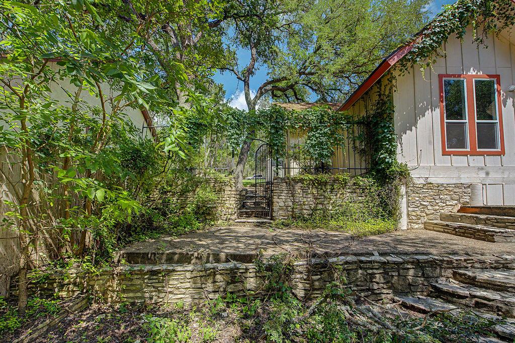 25 Shady Grove Ln, Wimberley, TX 78676