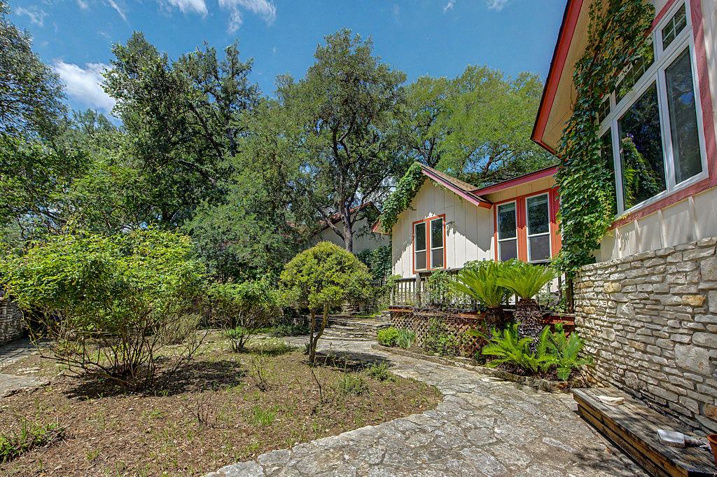 25 Shady Grove Ln, Wimberley, TX 78676