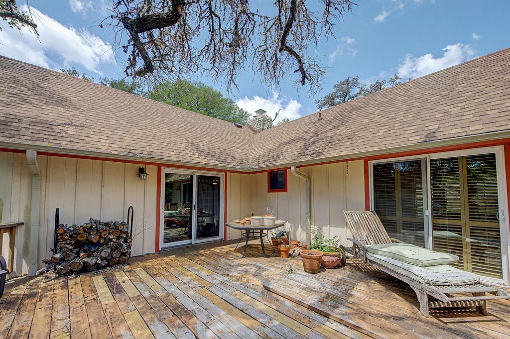 25 Shady Grove Ln, Wimberley, TX 78676