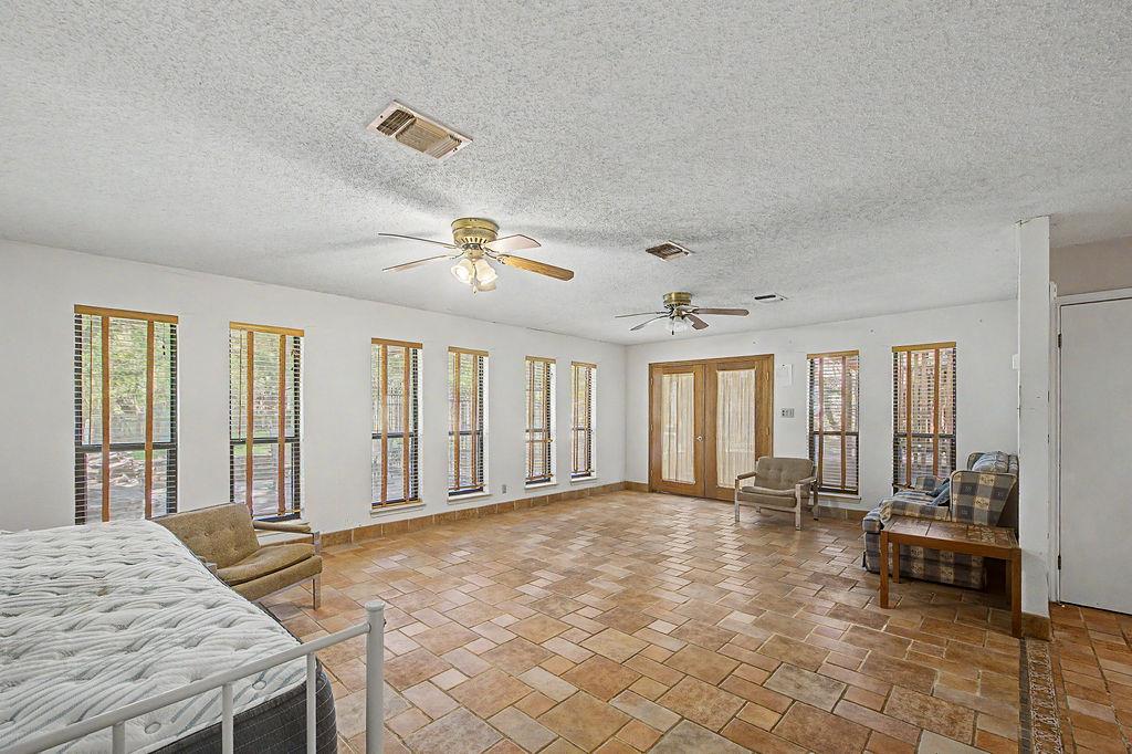 25 Shady Grove Ln, Wimberley, TX 78676