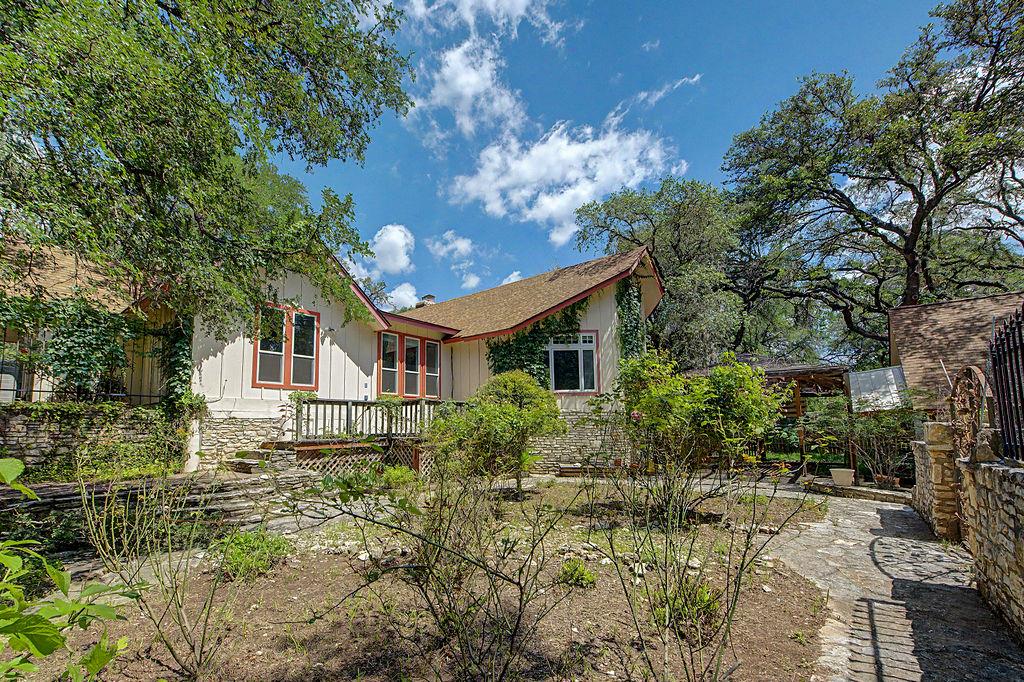25 Shady Grove Ln, Wimberley, TX 78676
