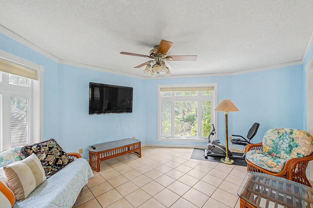 25 Shady Grove Ln, Wimberley, TX 78676