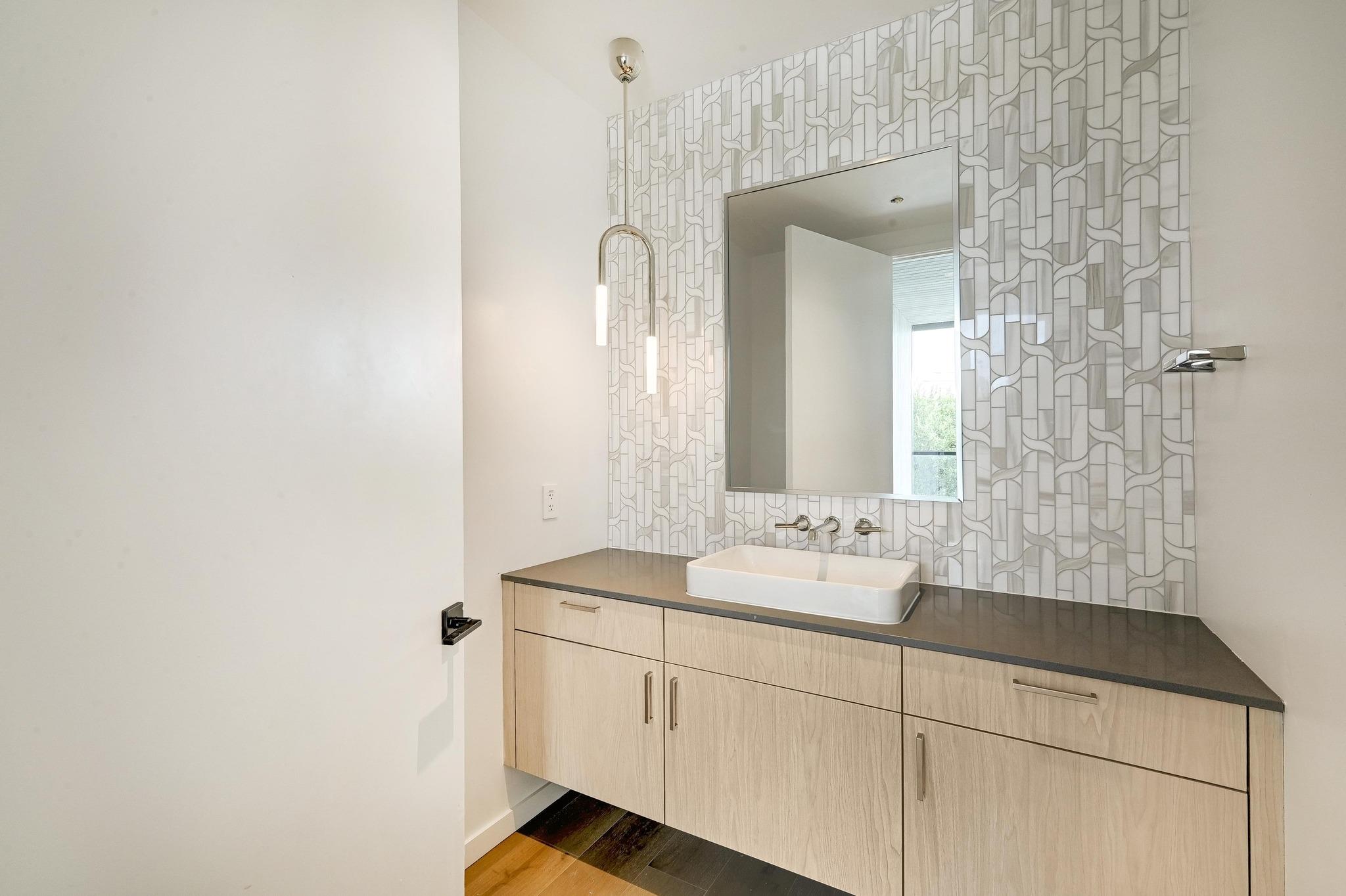 1006 Baylor St # 203, Austin, TX 78703