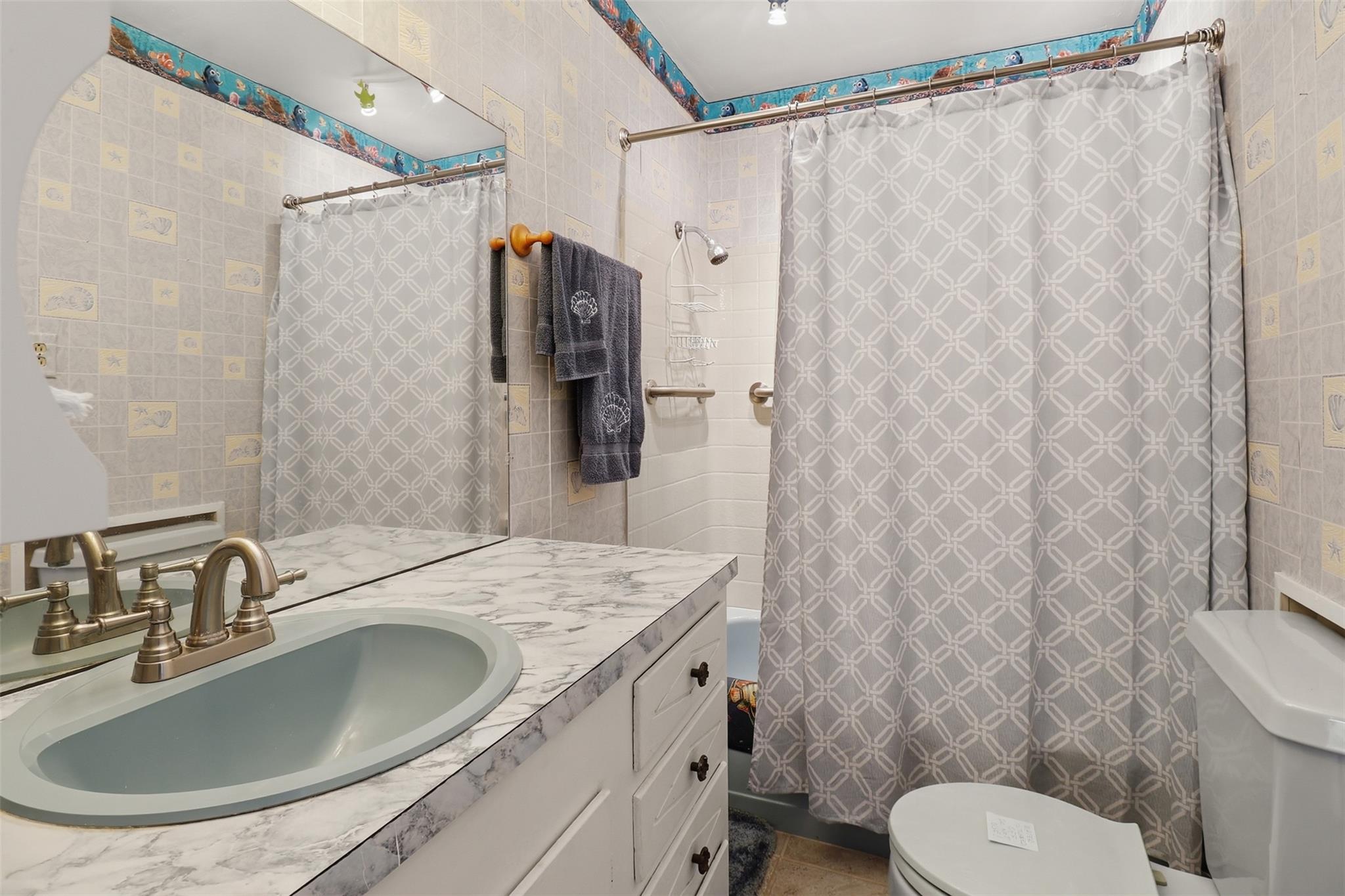 919 Lakeshore Loop, Tow, TX 78672