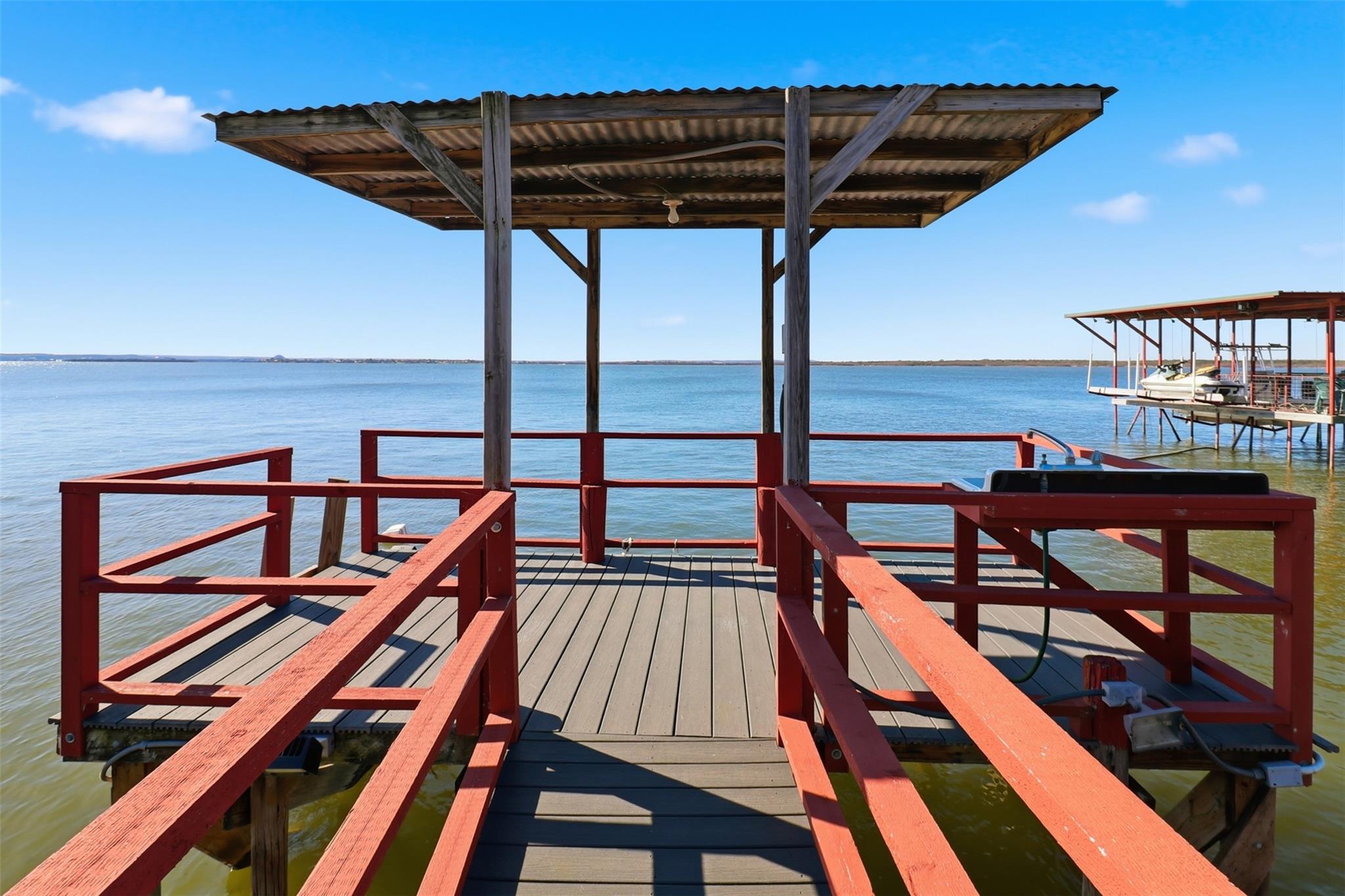 919 Lakeshore Loop, Tow, TX 78672