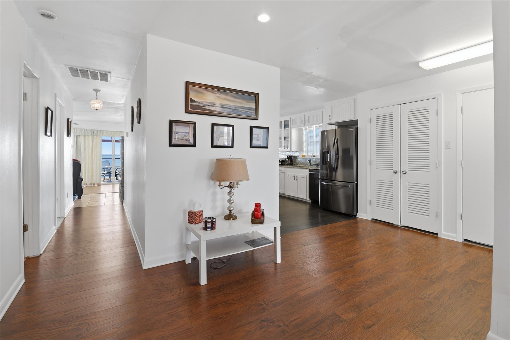 919 Lakeshore Loop, Tow, TX 78672