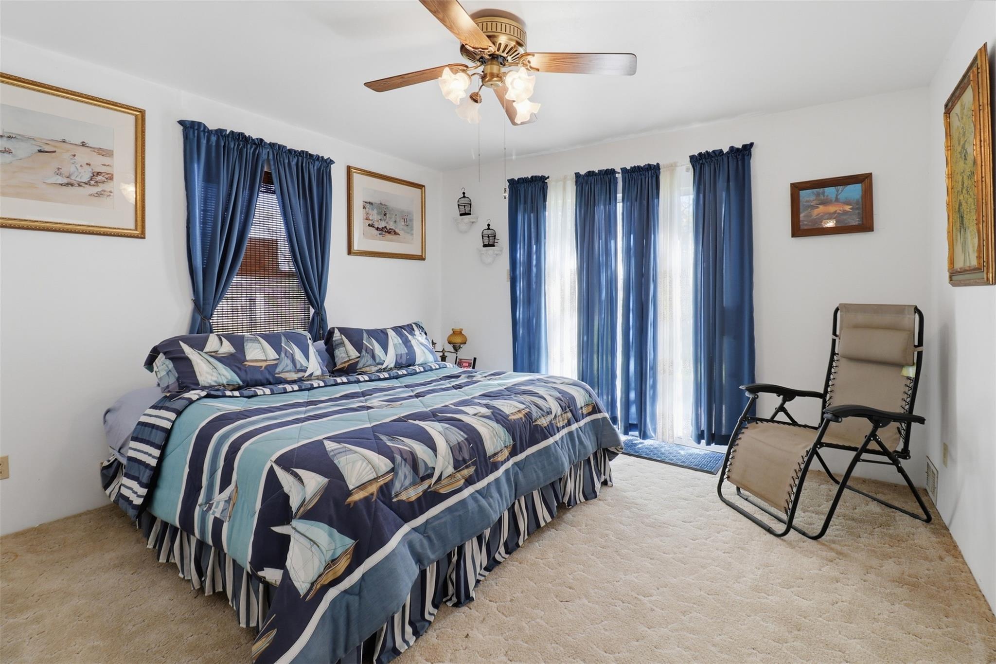 919 Lakeshore Loop, Tow, TX 78672