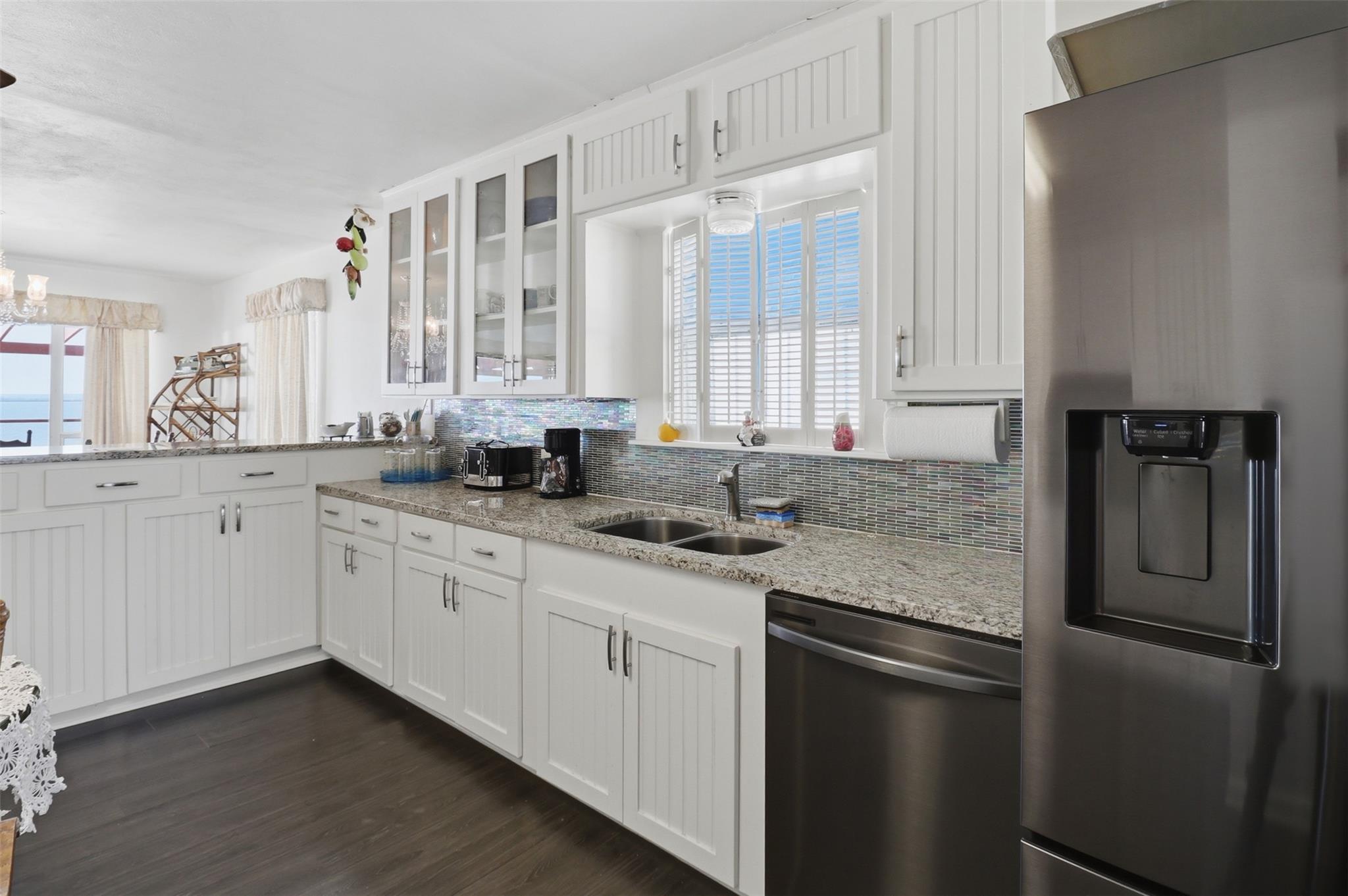 919 Lakeshore Loop, Tow, TX 78672