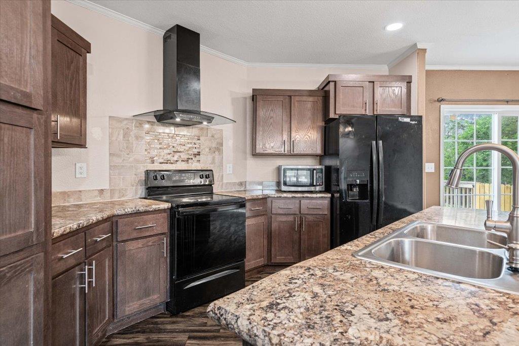 126 Cherokee Cir, Bastrop, TX 78695
