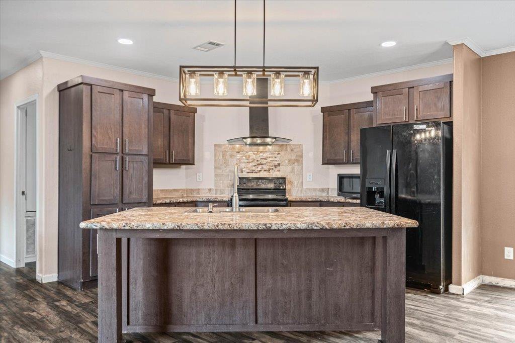 126 Cherokee Cir, Bastrop, TX 78695