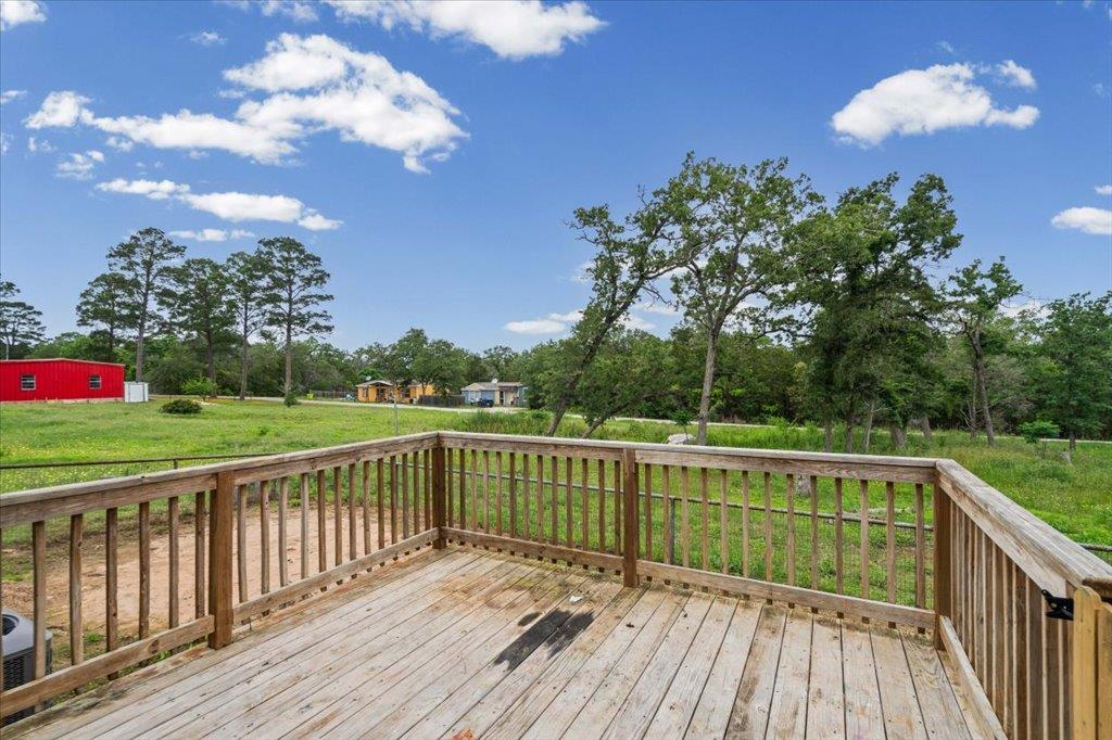 126 Cherokee Cir, Bastrop, TX 78695