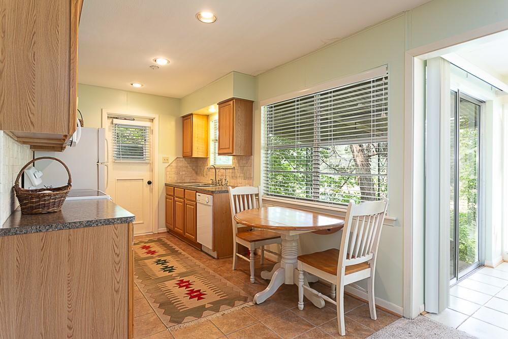 3721 Firemans Trl, Lago Vista, TX 78645