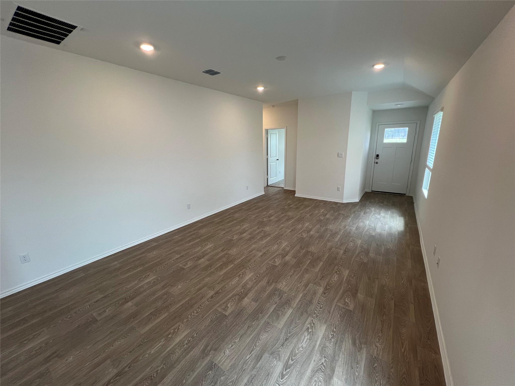 306 Constanza Trl, Bastrop, TX 78602