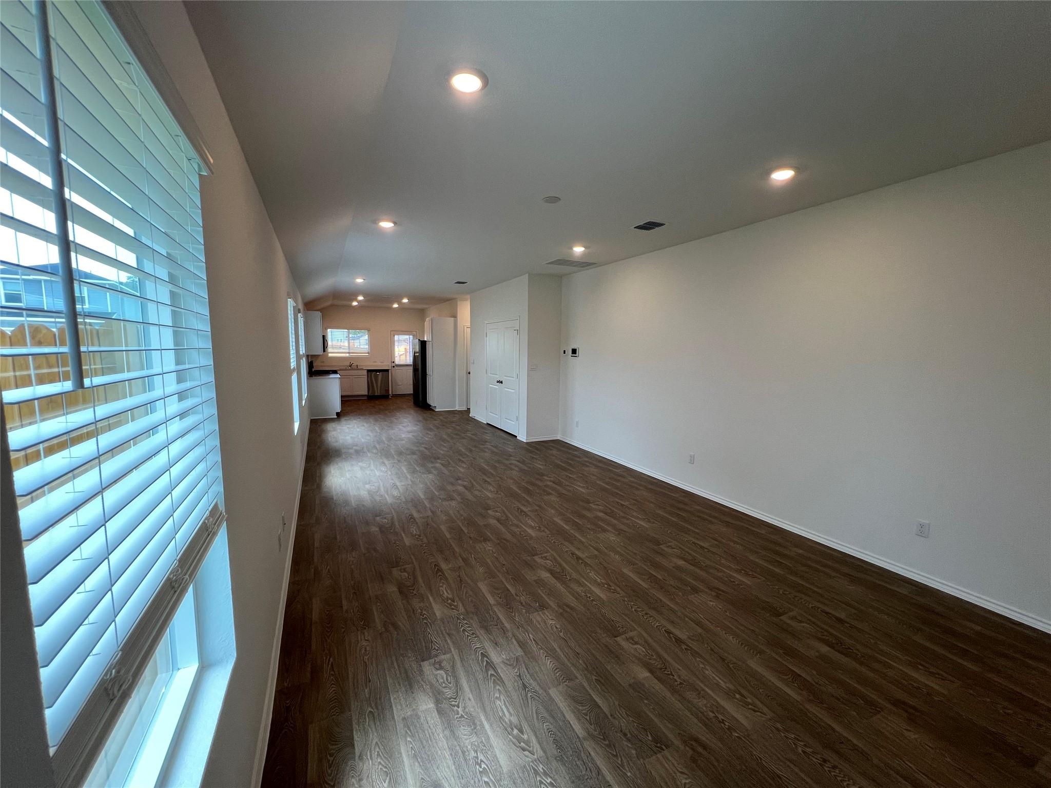 306 Constanza Trl, Bastrop, TX 78602