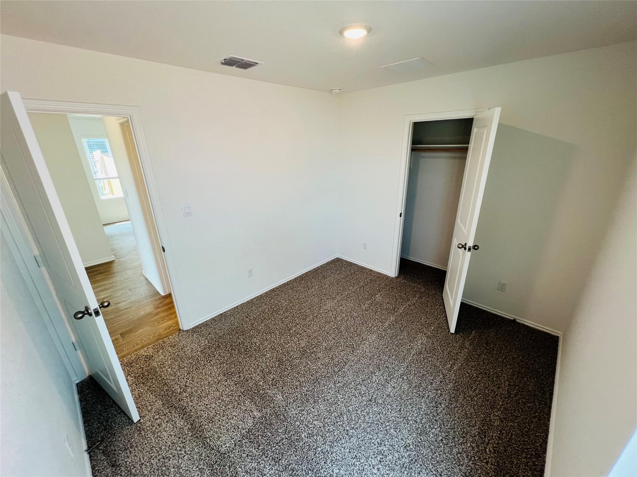 306 Constanza Trl, Bastrop, TX 78602