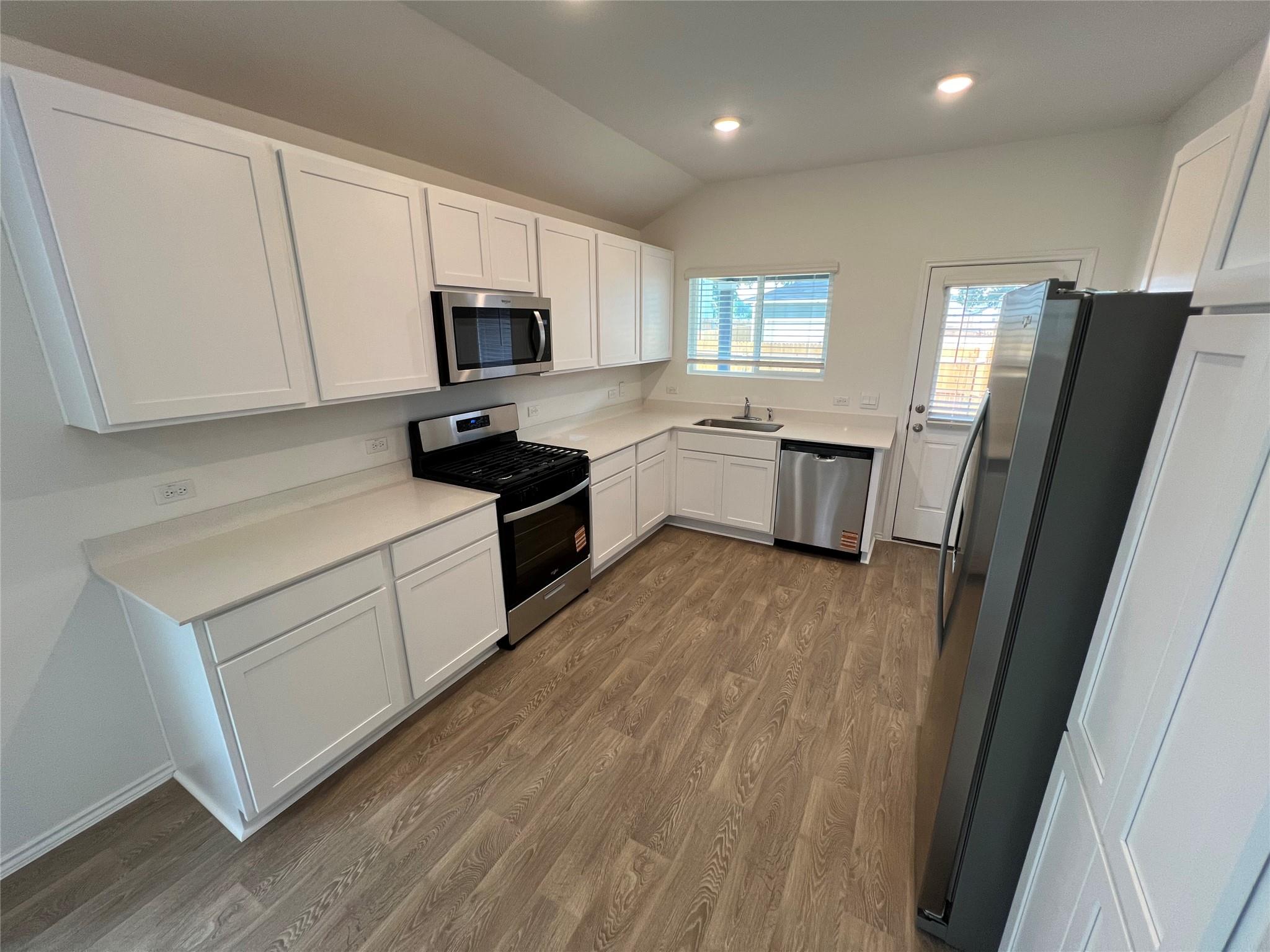 306 Constanza Trl, Bastrop, TX 78602