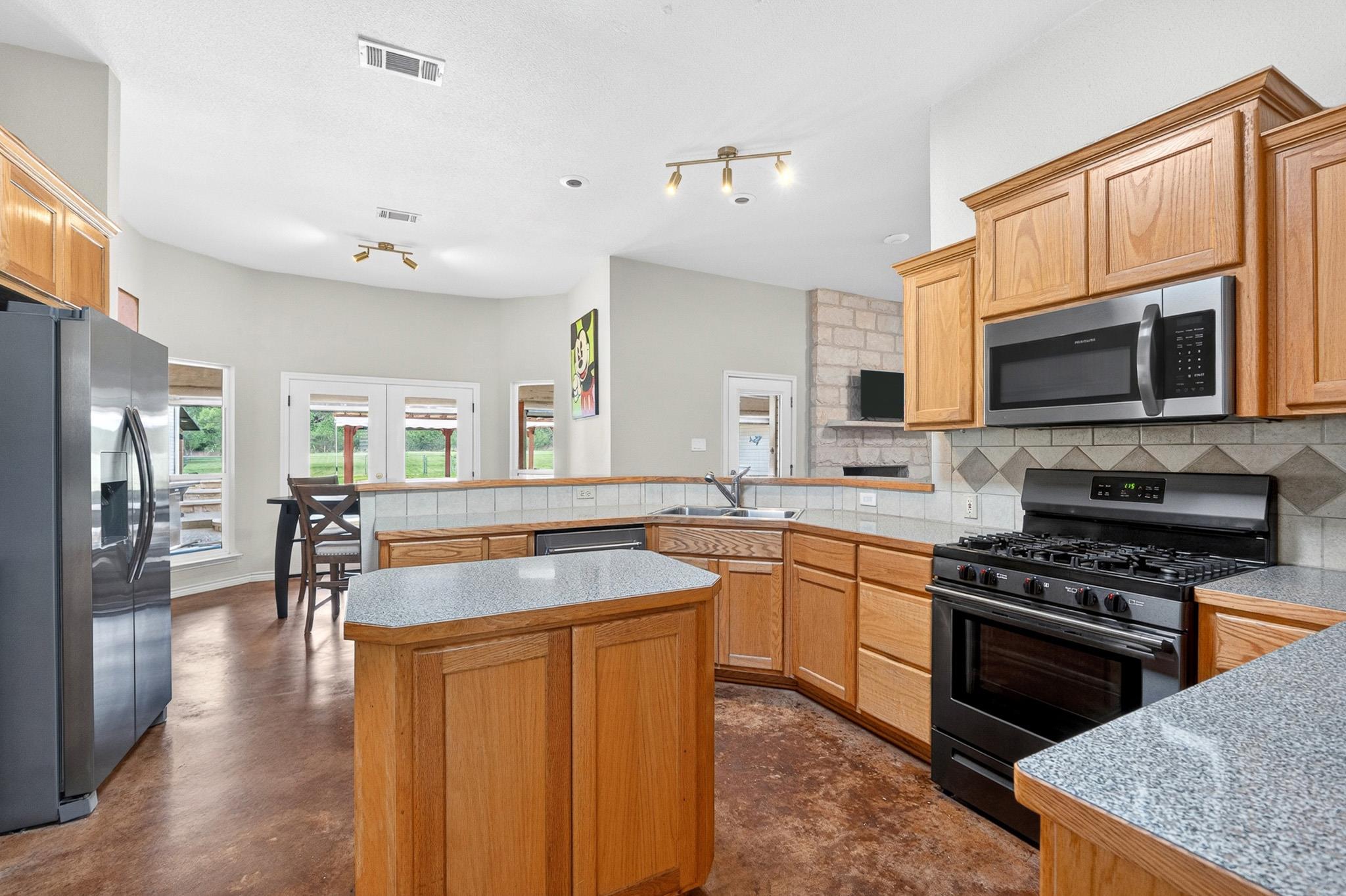 421 Sunset Ridge Dr, Killeen, TX 76549