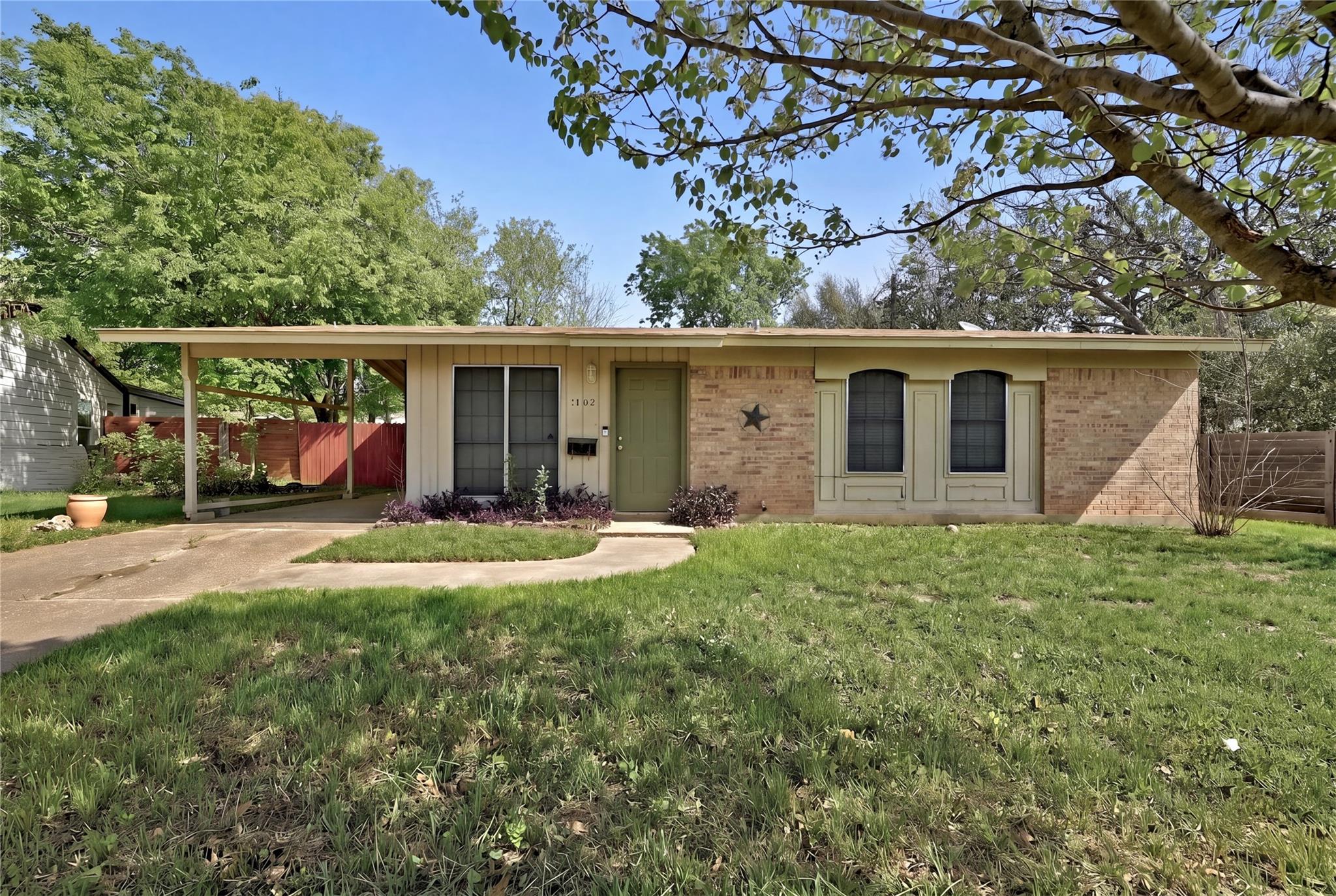 1402 Camelot Cir, Austin, TX 78745