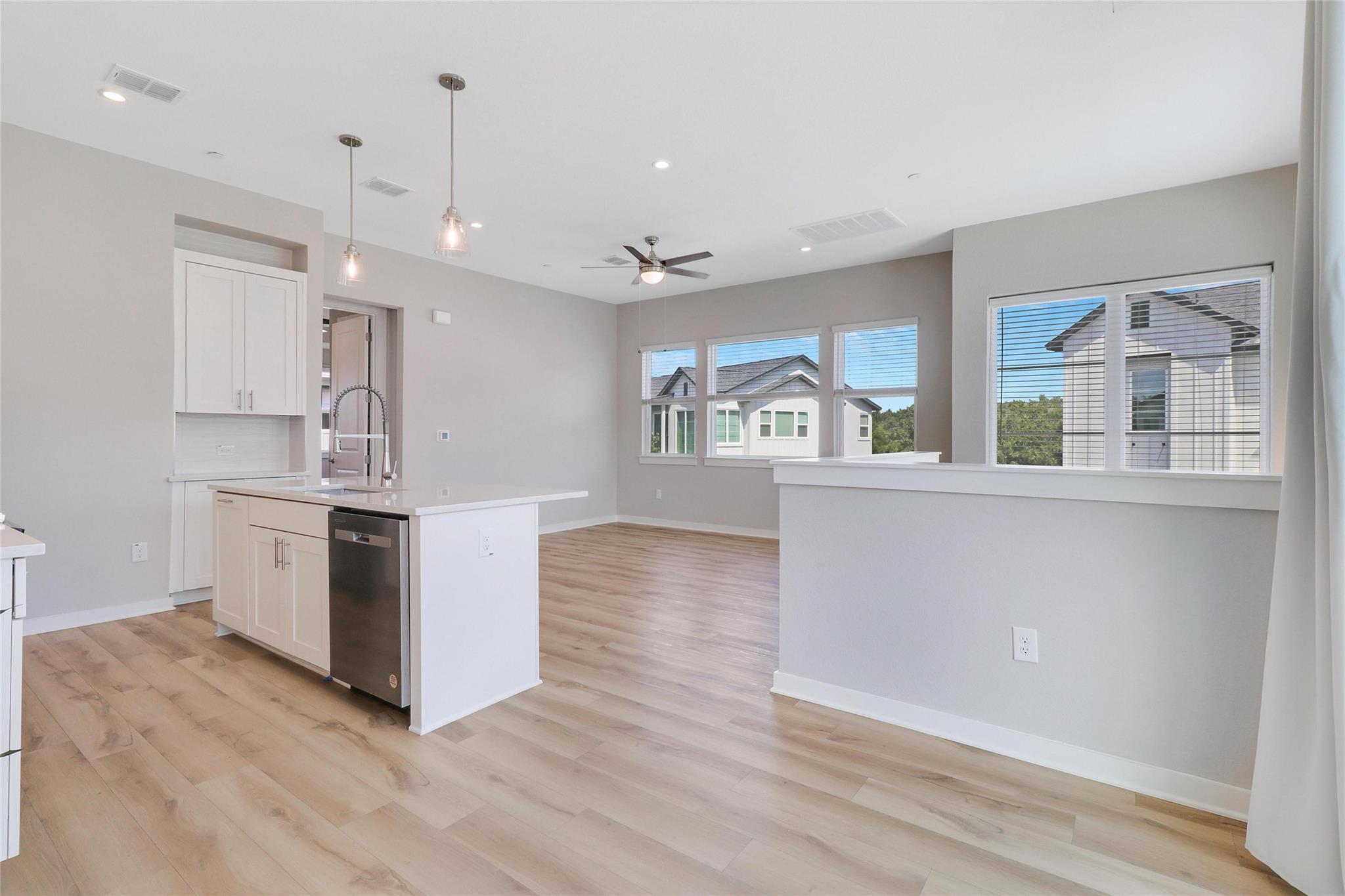 12001 Vista Parke Dr # 1206, Austin, TX 78726