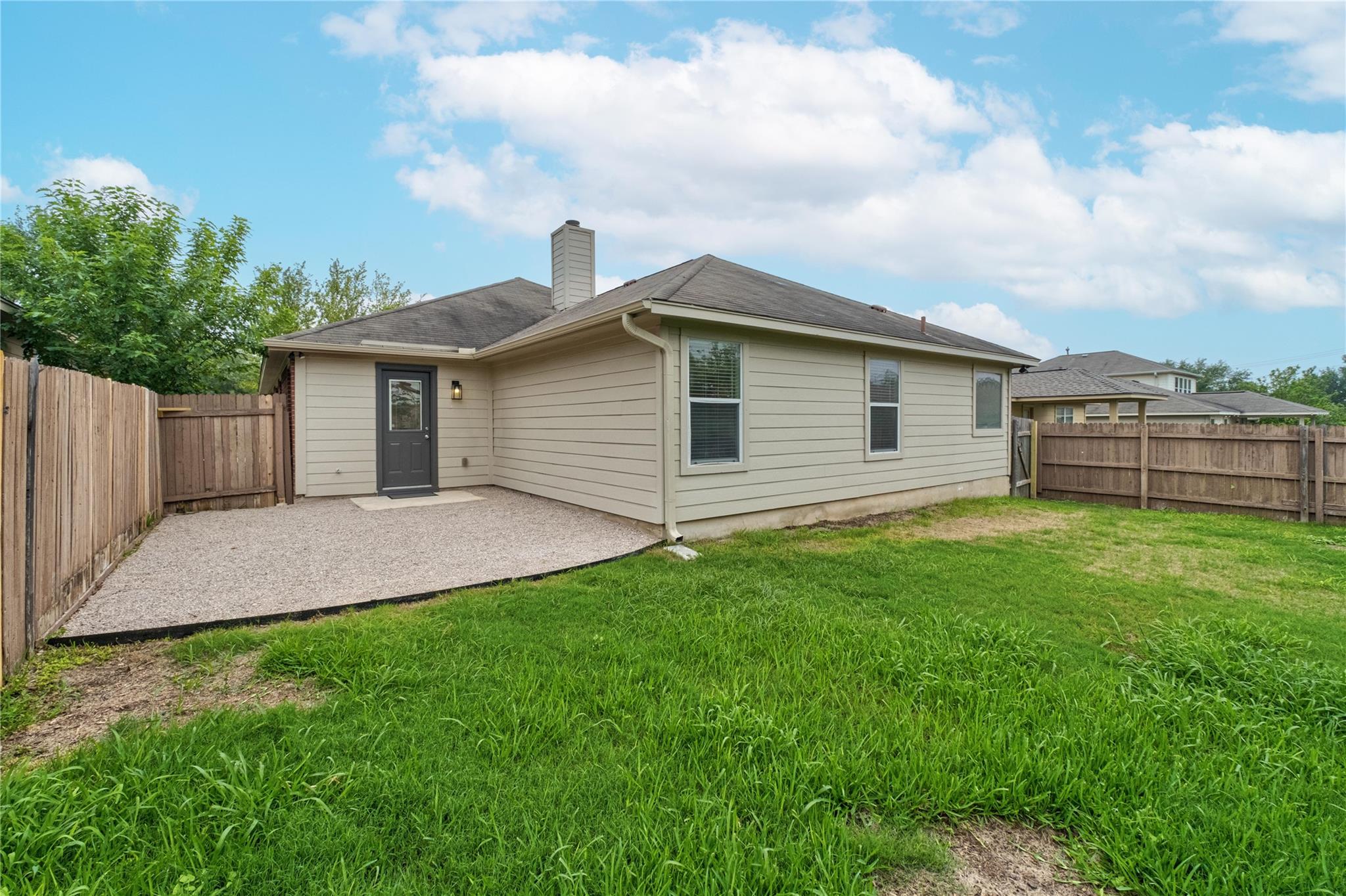571 Reliance Dr, Buda, TX 78610